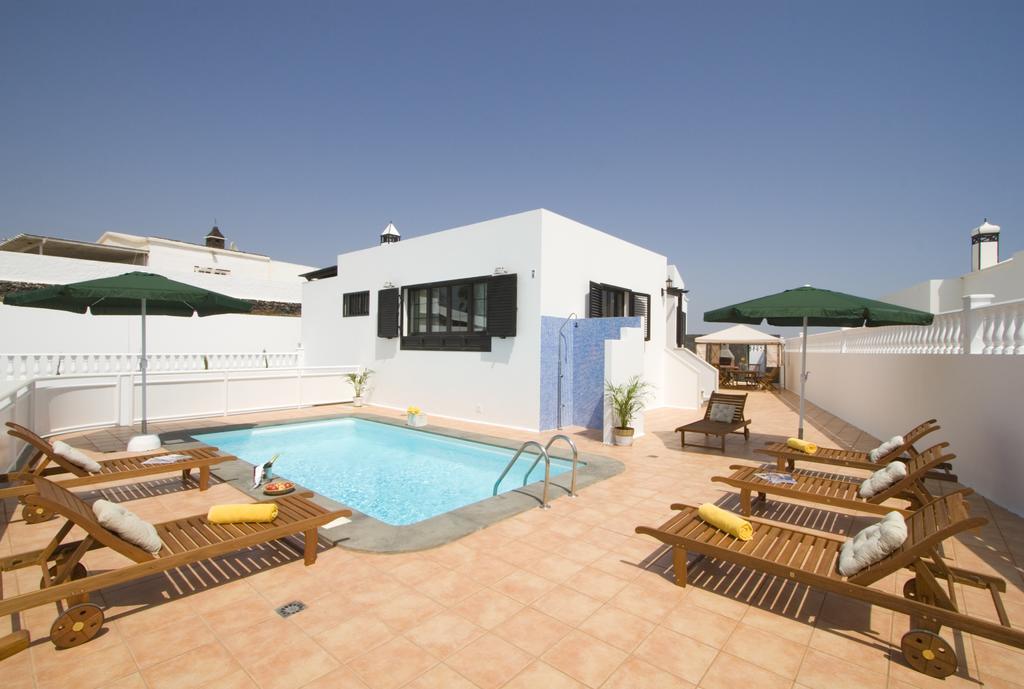 Grand Villa Famara Puerto Del Carmen Puerto del Carmen  Chambre photo